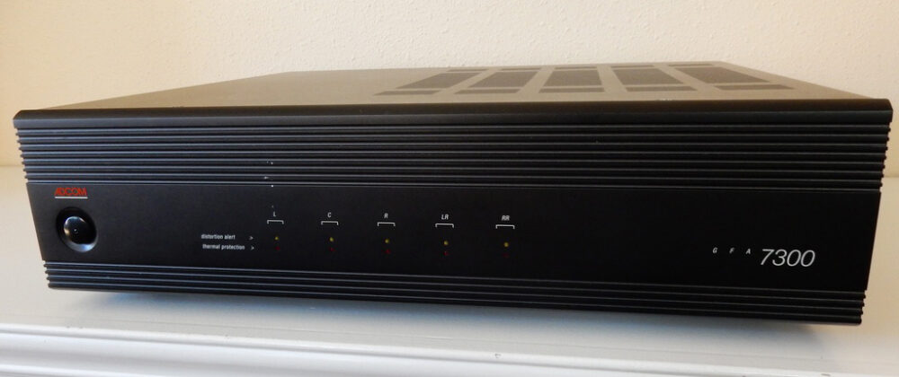 Pastiprinātājs Adcom BFA 7300