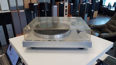 Yamaha P-550