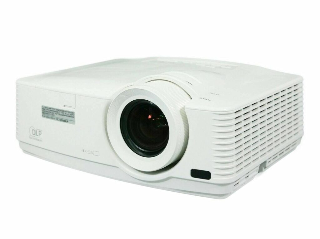 Mitsubishi WD570U DLP