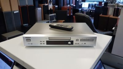 DVD-/SACD atskaņotājs Onkyo DV-SP502E