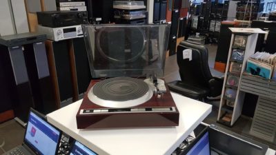 Denon DP-37F vinila atskaņotājs