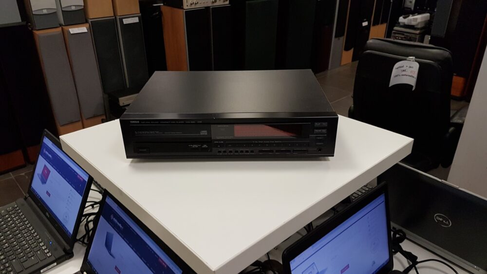 Yamaha CDX-920