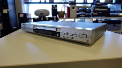 Pioneer DV-565A DVD atskaņotājs