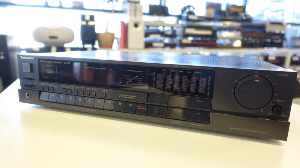 Technics SA-160 uztvērējs
