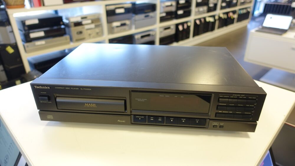 CD atskaņotājs Technics SL-PG320A