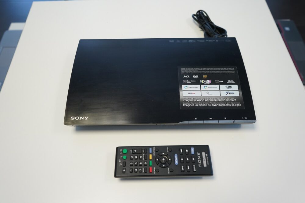 Blu-Ray / DVD atskaņotājs Sony BDP-S363
