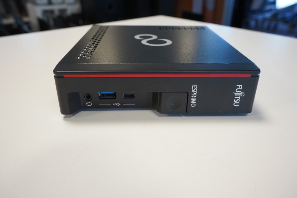 Fujitsu Esprimo G5010 mini PC i3