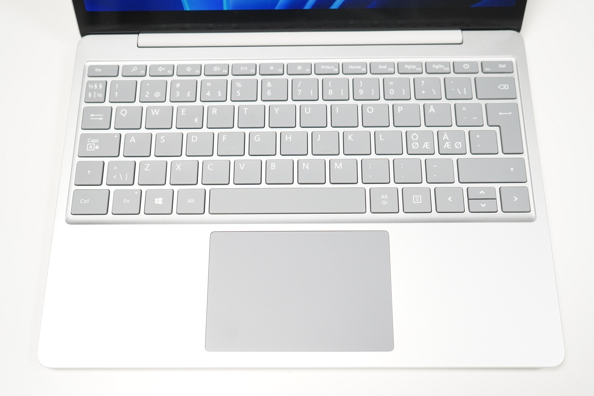 Microsoft Surface Go 1943, bojāts klēpjdators - Image 3