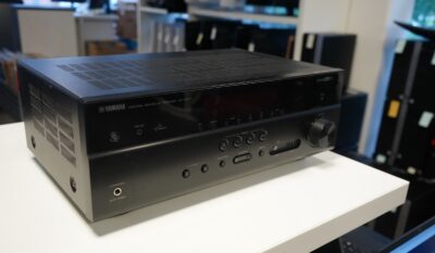 5.1 mājas kinozāles uztvērējs RX-V477